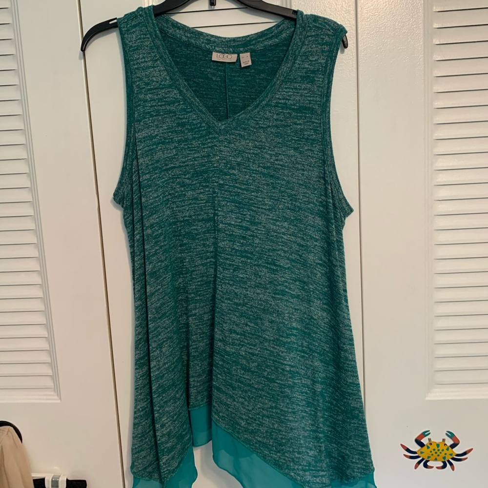 Lori Goldstein blue tunic tank top